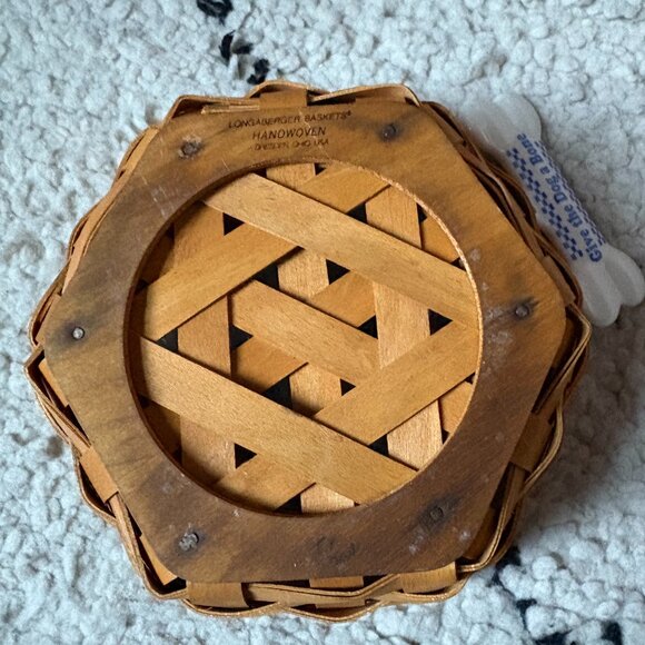 Longaberger Mulligan hexagonal dog treat basket plastic liner ceramic bone - Picture 7 of 7